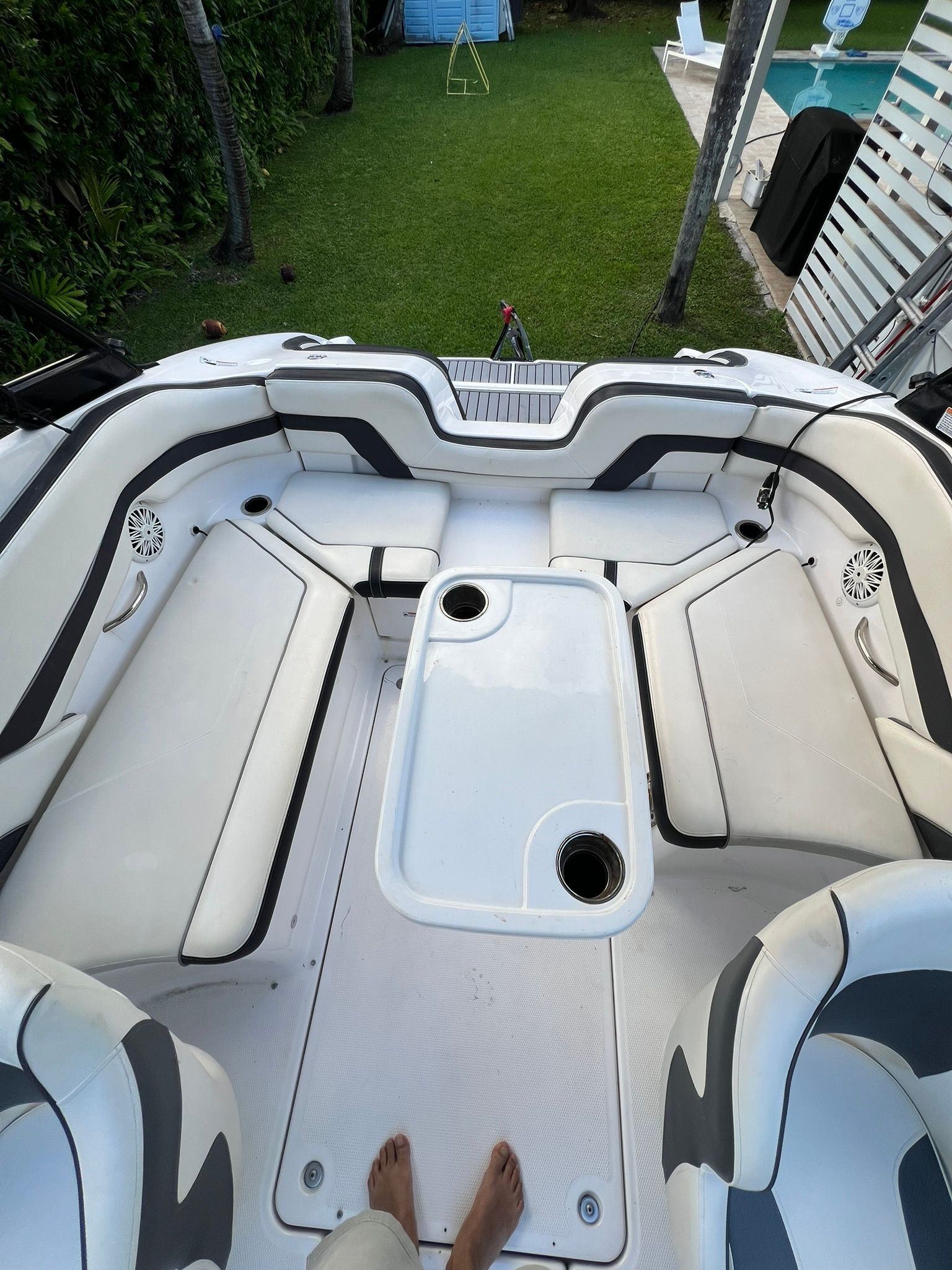 2016 Yamaha Boats AR240 - 39