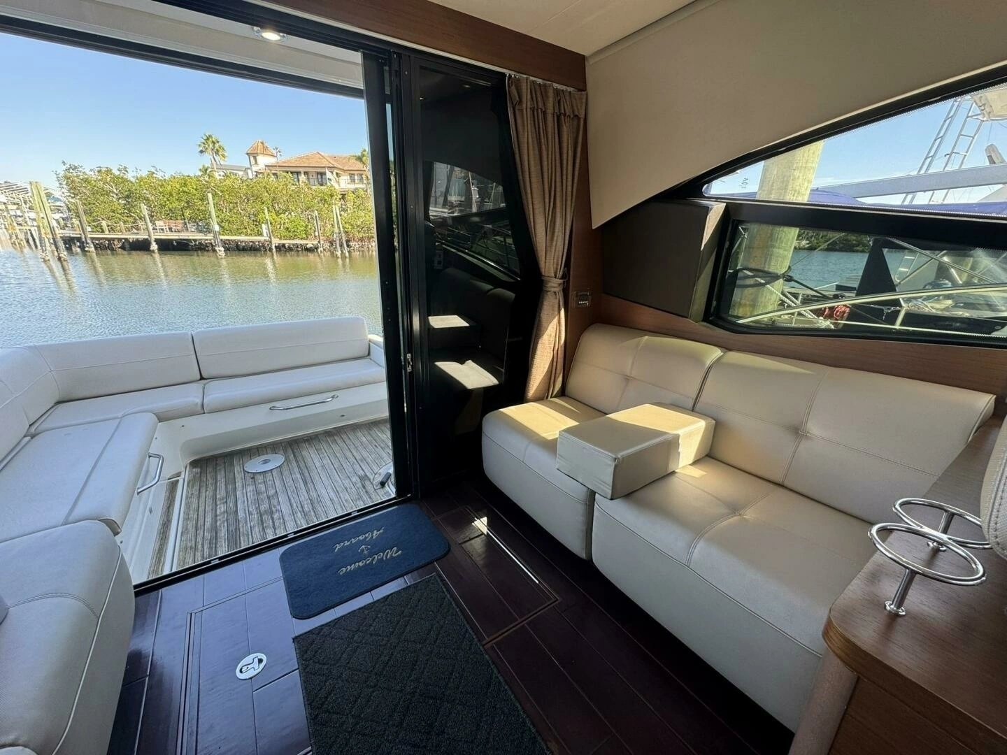 2016 Sea Ray 470 Sundancer - Image 27