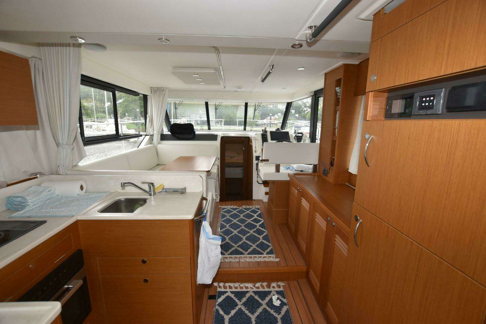 2023 Beneteau Swift Trawler 41 Fly - Image 17