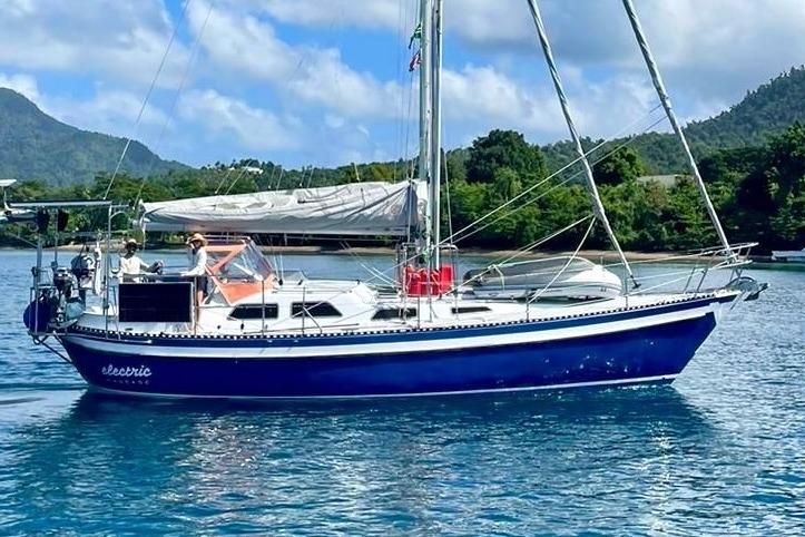 1984 Tayana Vancouver 42