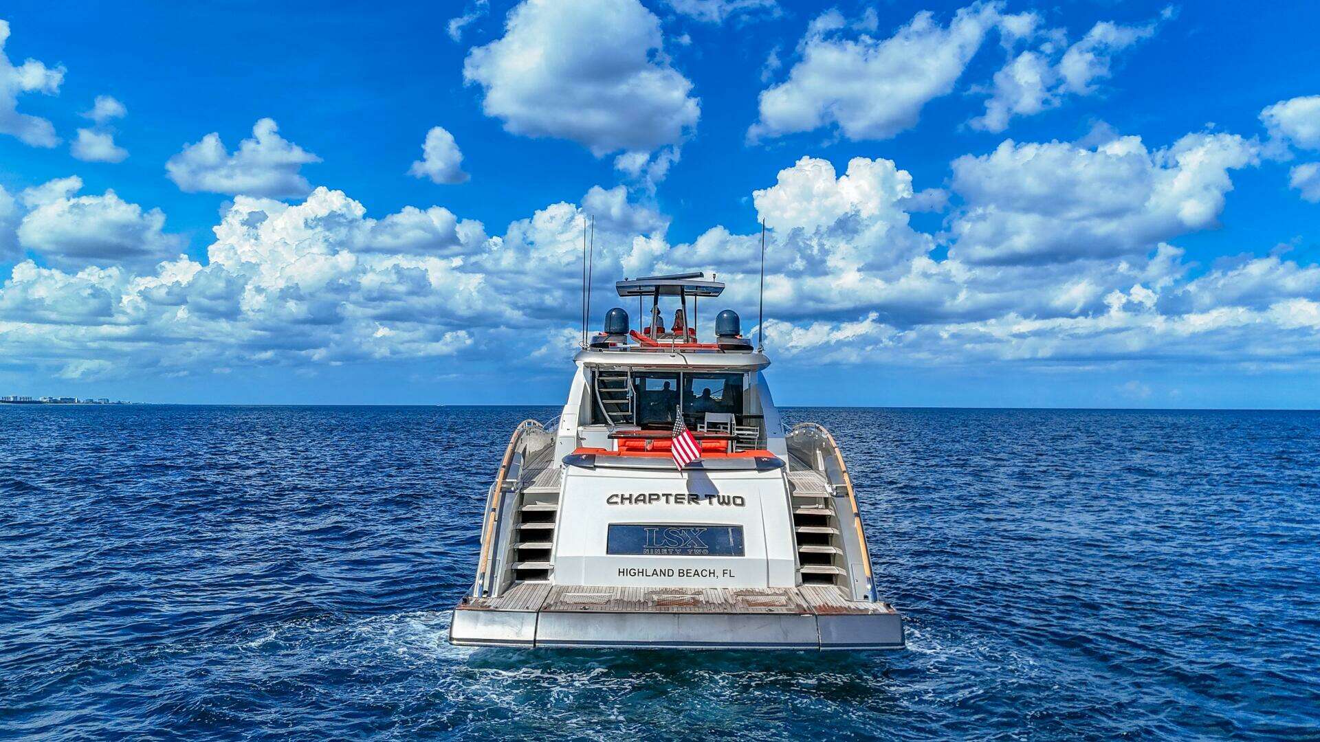 2010 Lazzara Yachts LSX 92 - Image 7