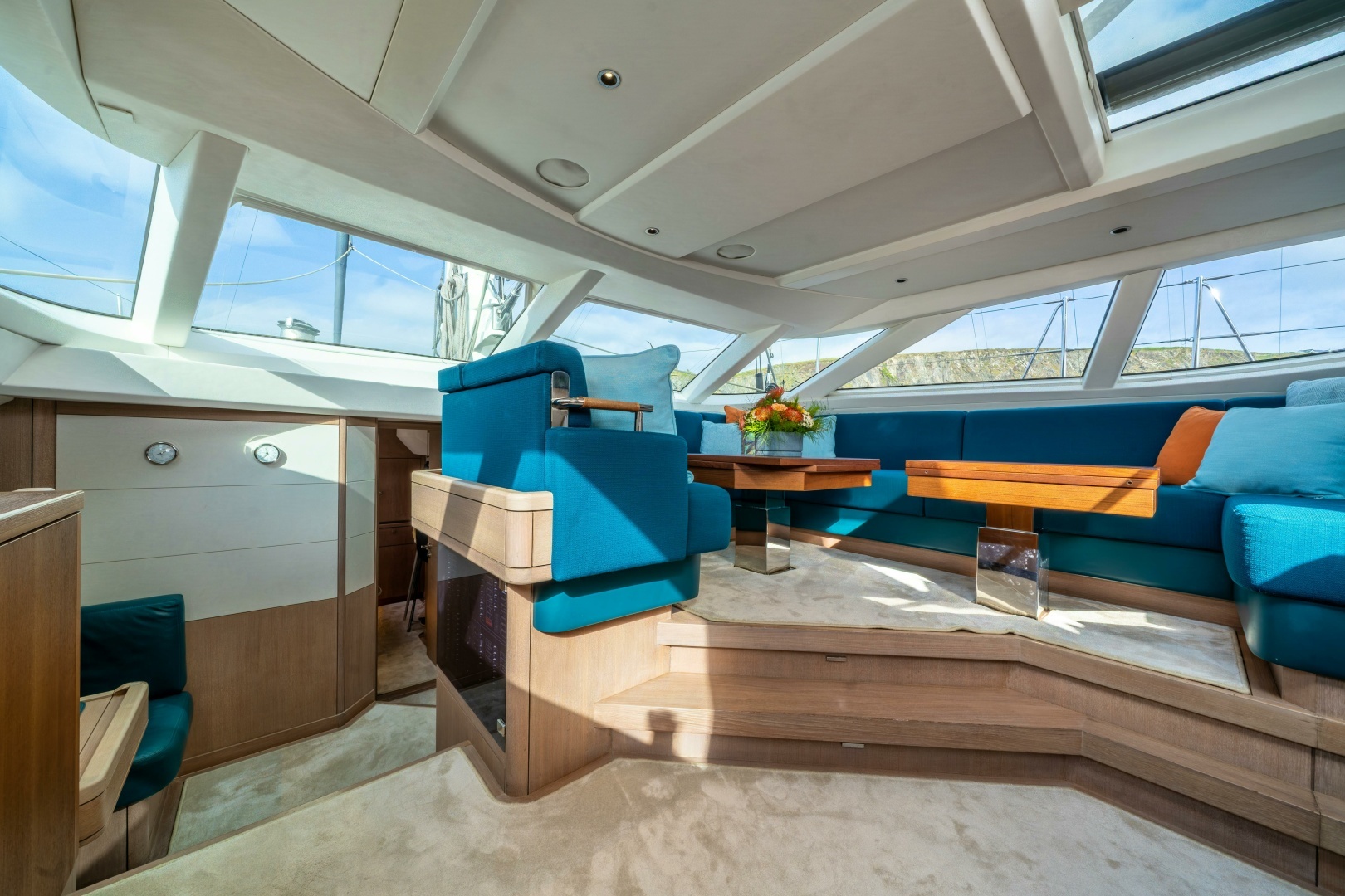 2013 Oyster Yachts Oyster 885 - Image 27
