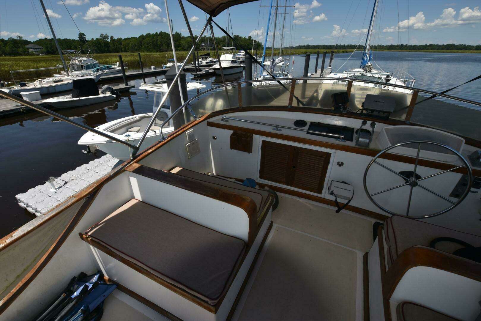 1985 Albin 43 Double Cabin - Image 9