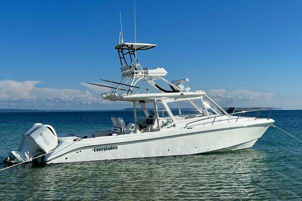 2012 Everglades 350 LX