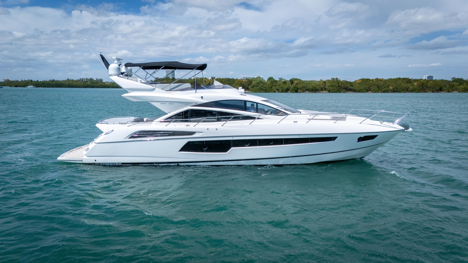 2014 Sunseeker 68' Sport Yacht - Image 2