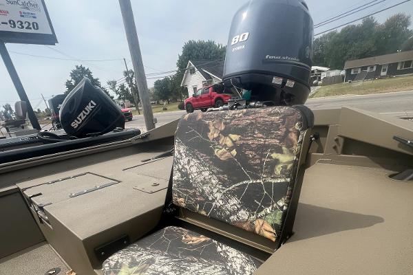 2025 G3 Gator Tough 18 CCJ boat with camo seats and Yamaha 80 engine.