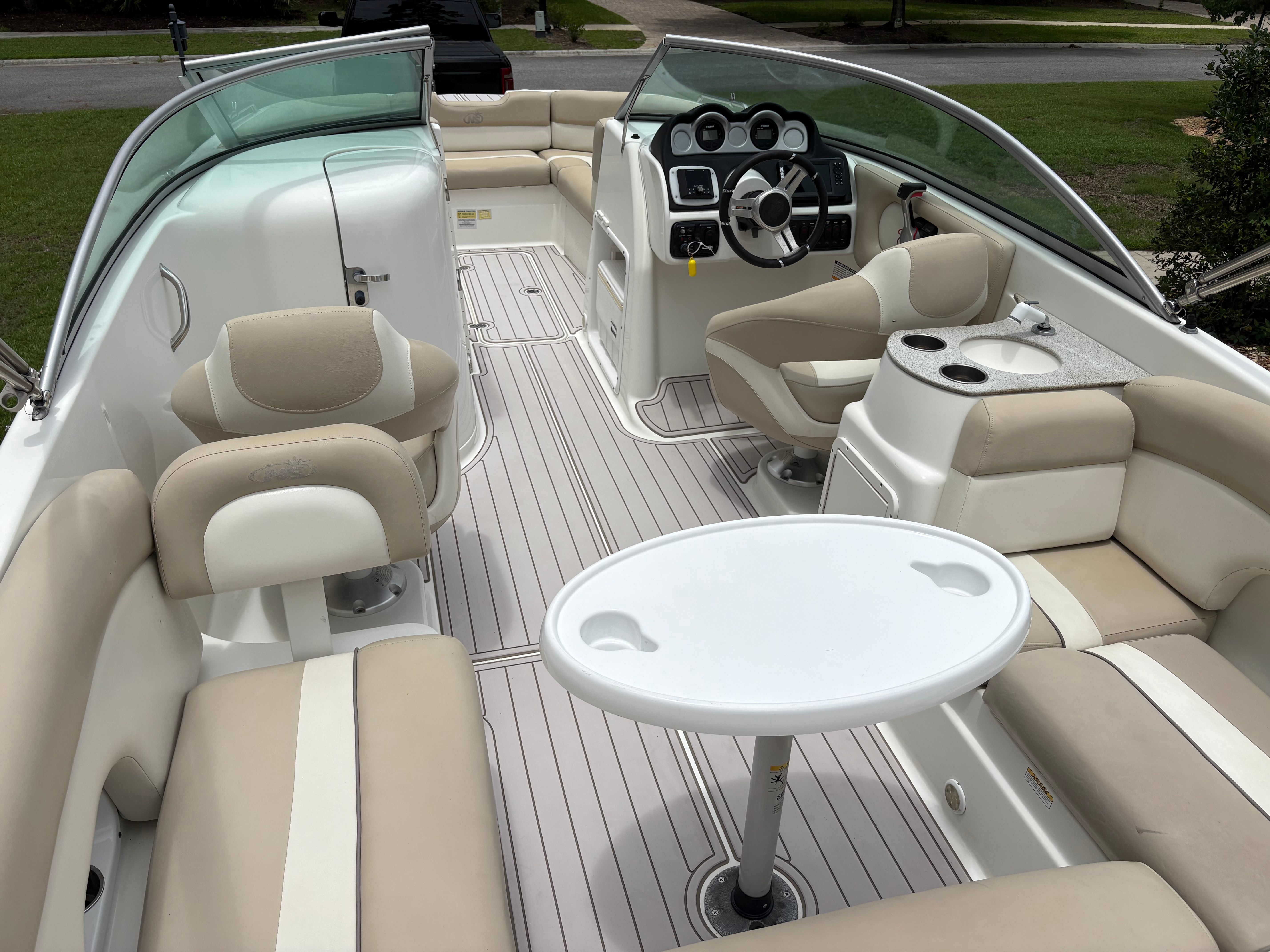 2016 NauticStar 243DC Sport Deck - 20