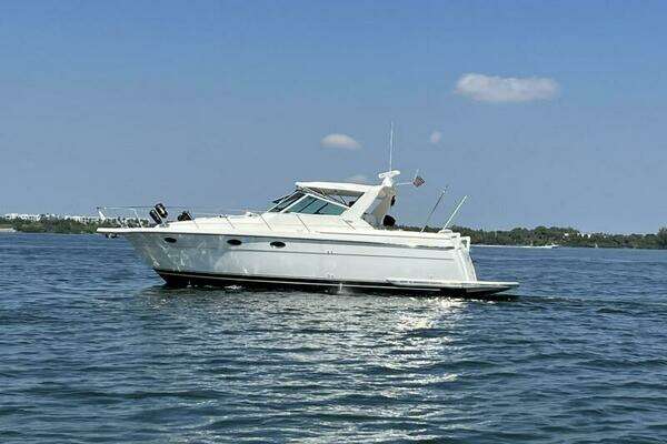 1995 Tiara Yachts 3500 Express