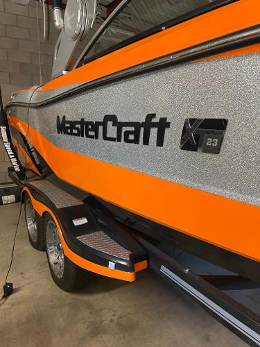 2017 MasterCraft XT23 - 6