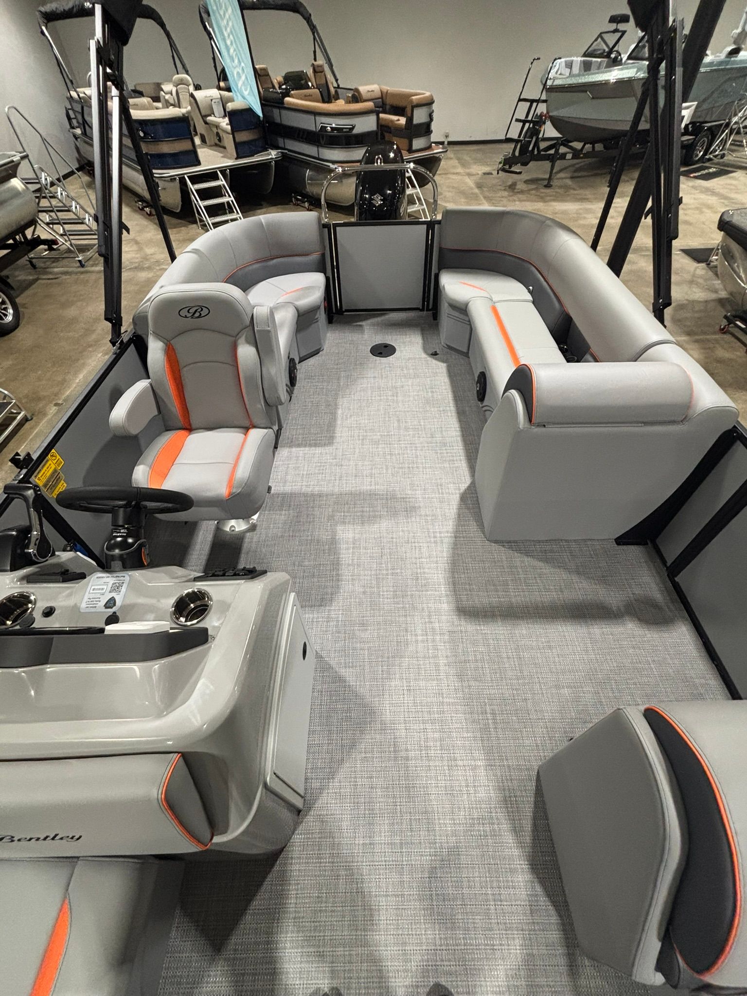 2027 Bentley Pontoons 223 Bolt - 15