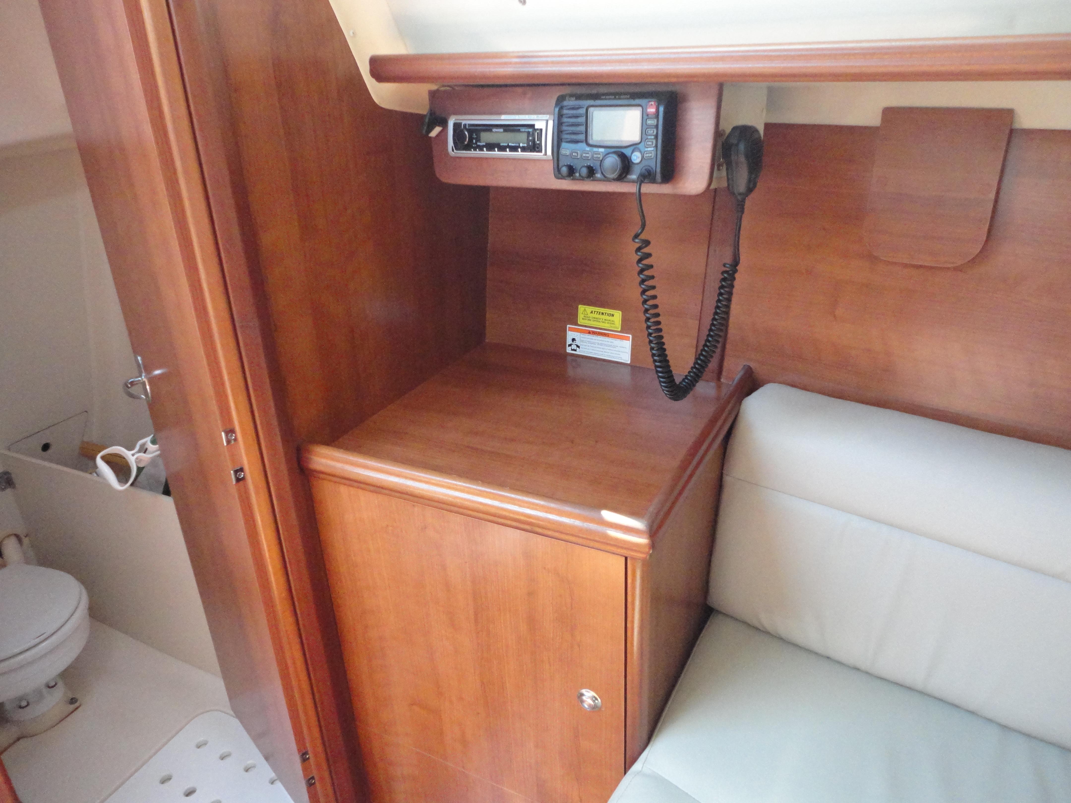 2013 Marlow-Hunter Hunter 27 - 93