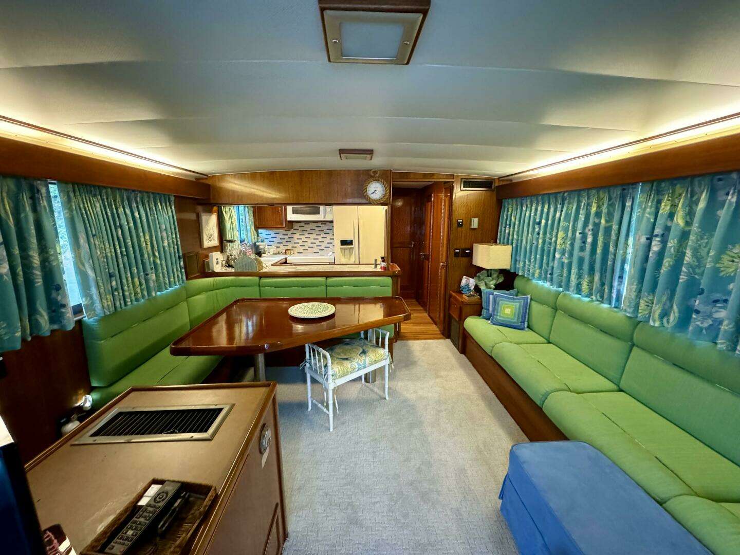 1975 Hatteras 58 LRC - Image 24