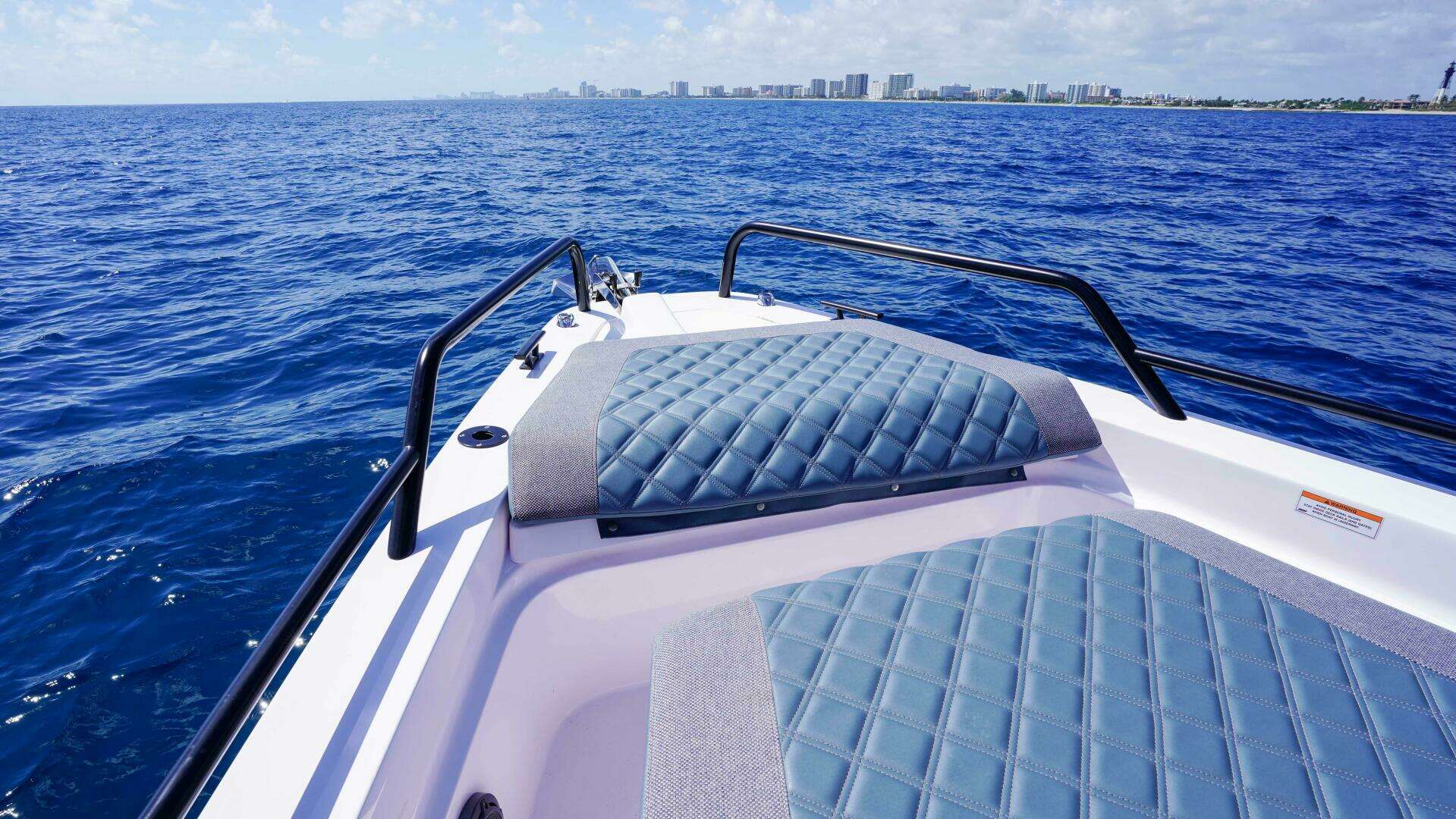 2024 Axopar 37 XC Cross Cabin - Image 36