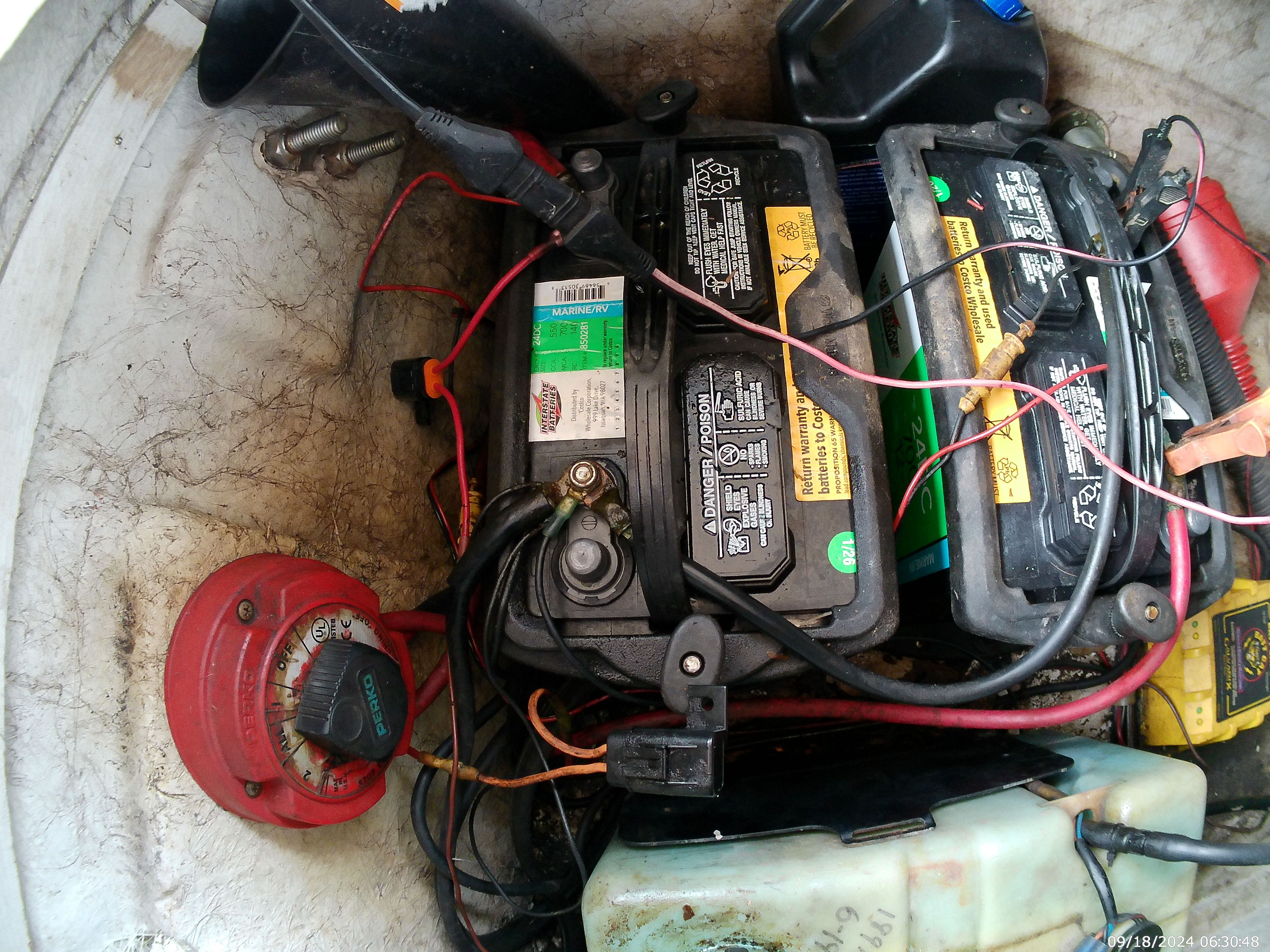 2000 Godfrey / Hurricane Sundeck 237 I/O - 35