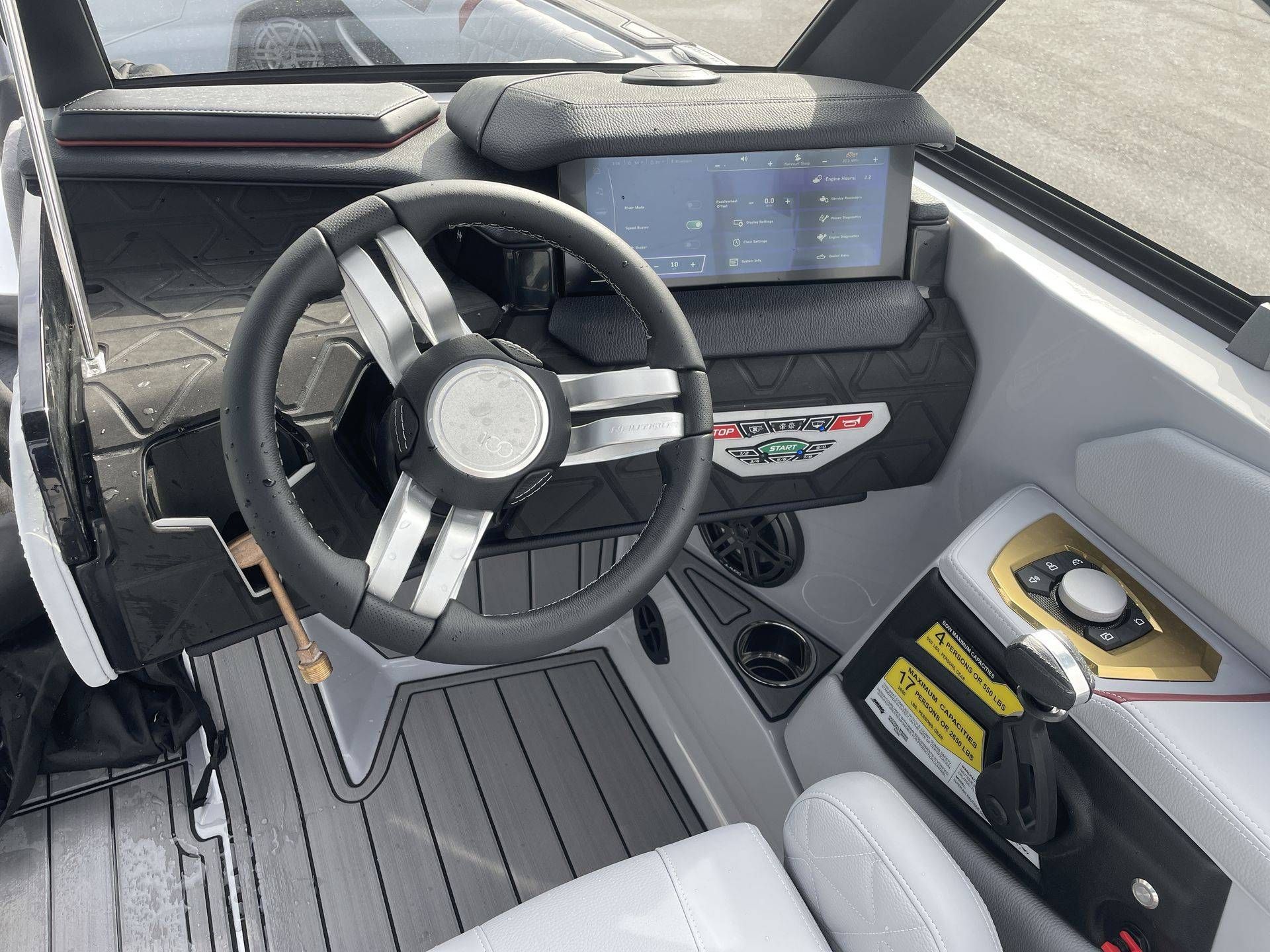 2025 Nautique GS24 - 17
