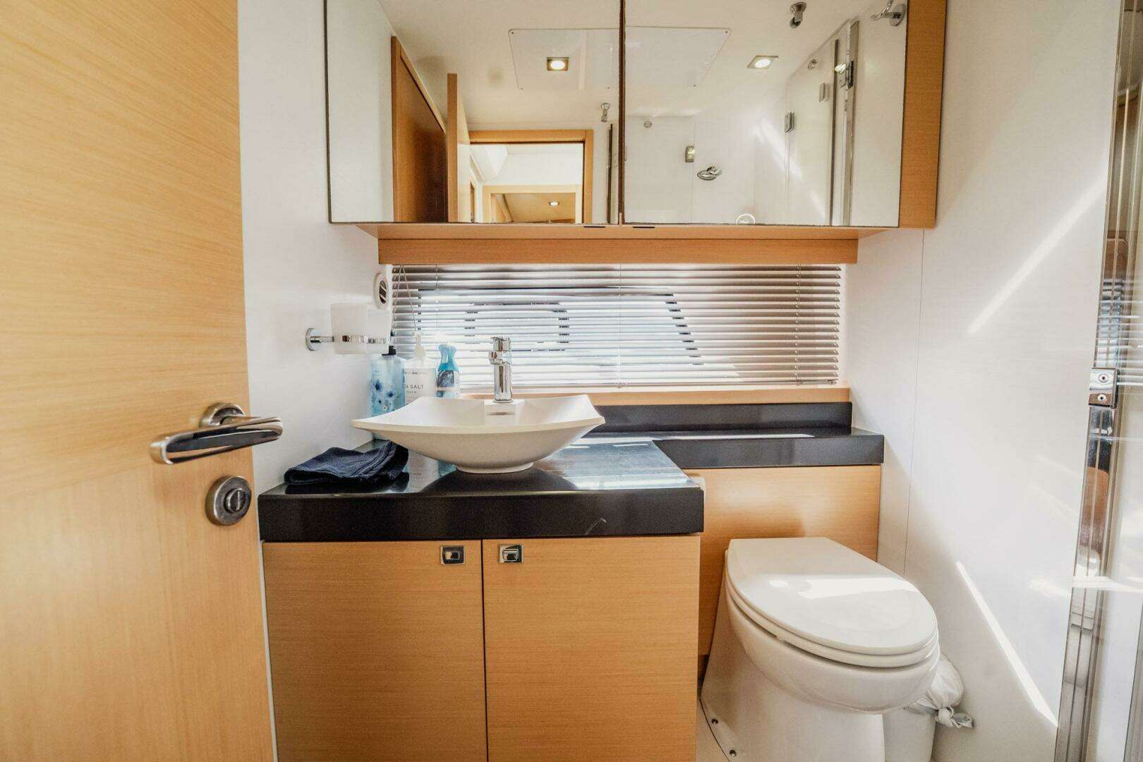 2013 Prestige 500 S - Image 55