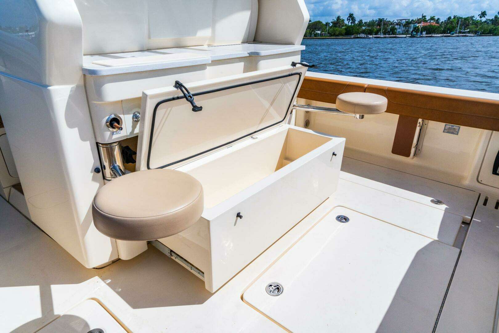 2021 Scout 425 LXF - Image 60