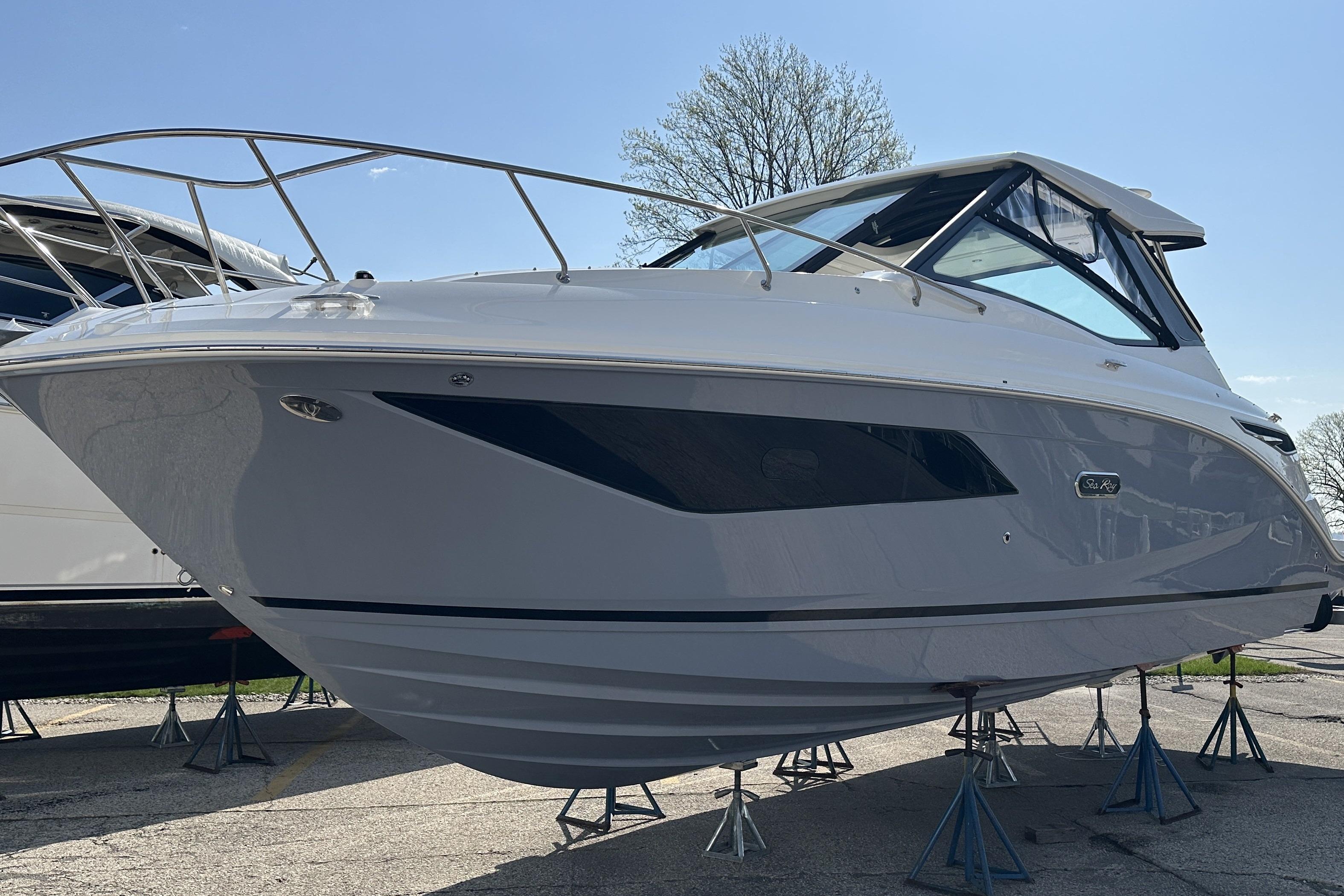 2026 Sea Ray Sundancer 320