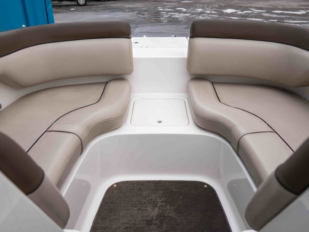2015 Bayliner 195 DB - 9