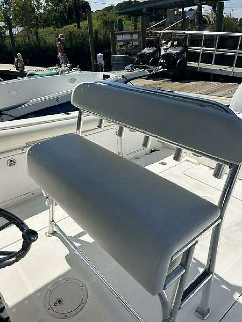 2000 Century 3100 Center Console - Image 19