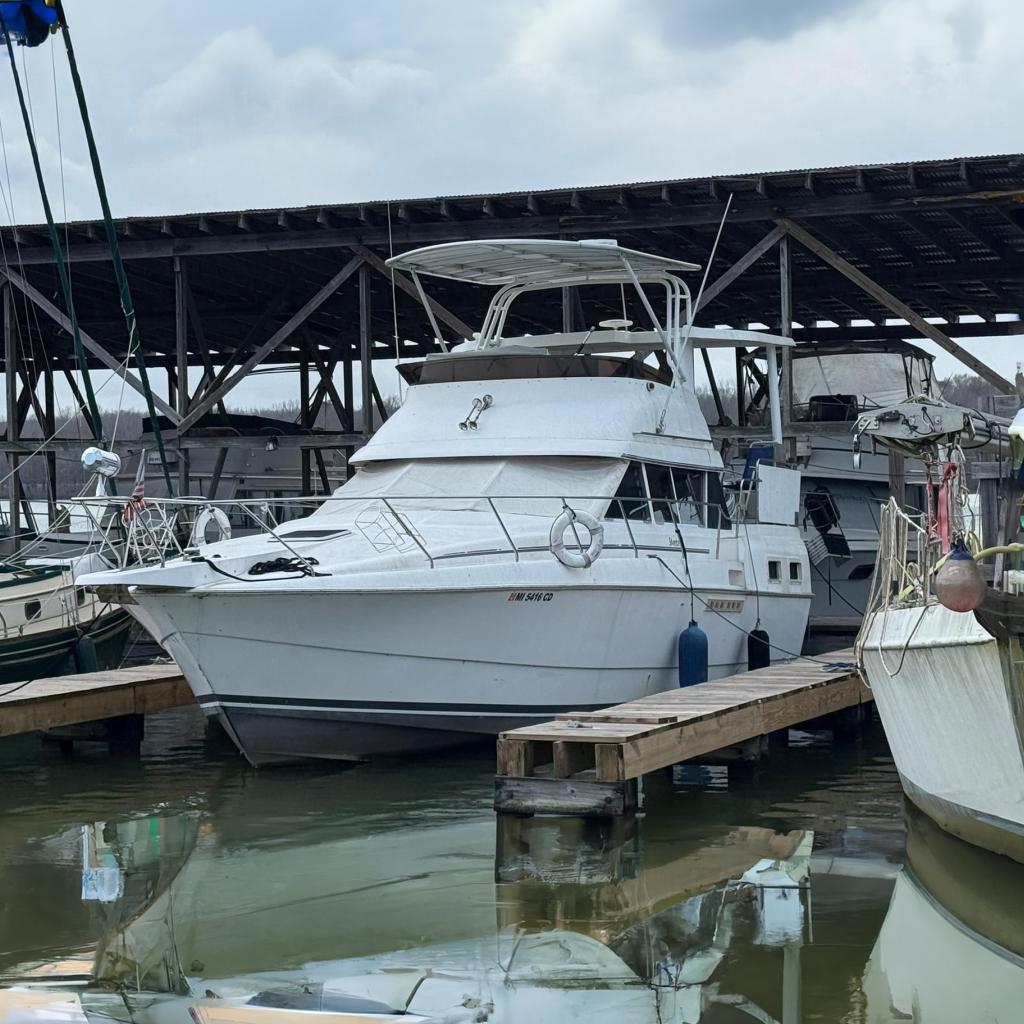 1996 Silverton 34 Motor Yacht