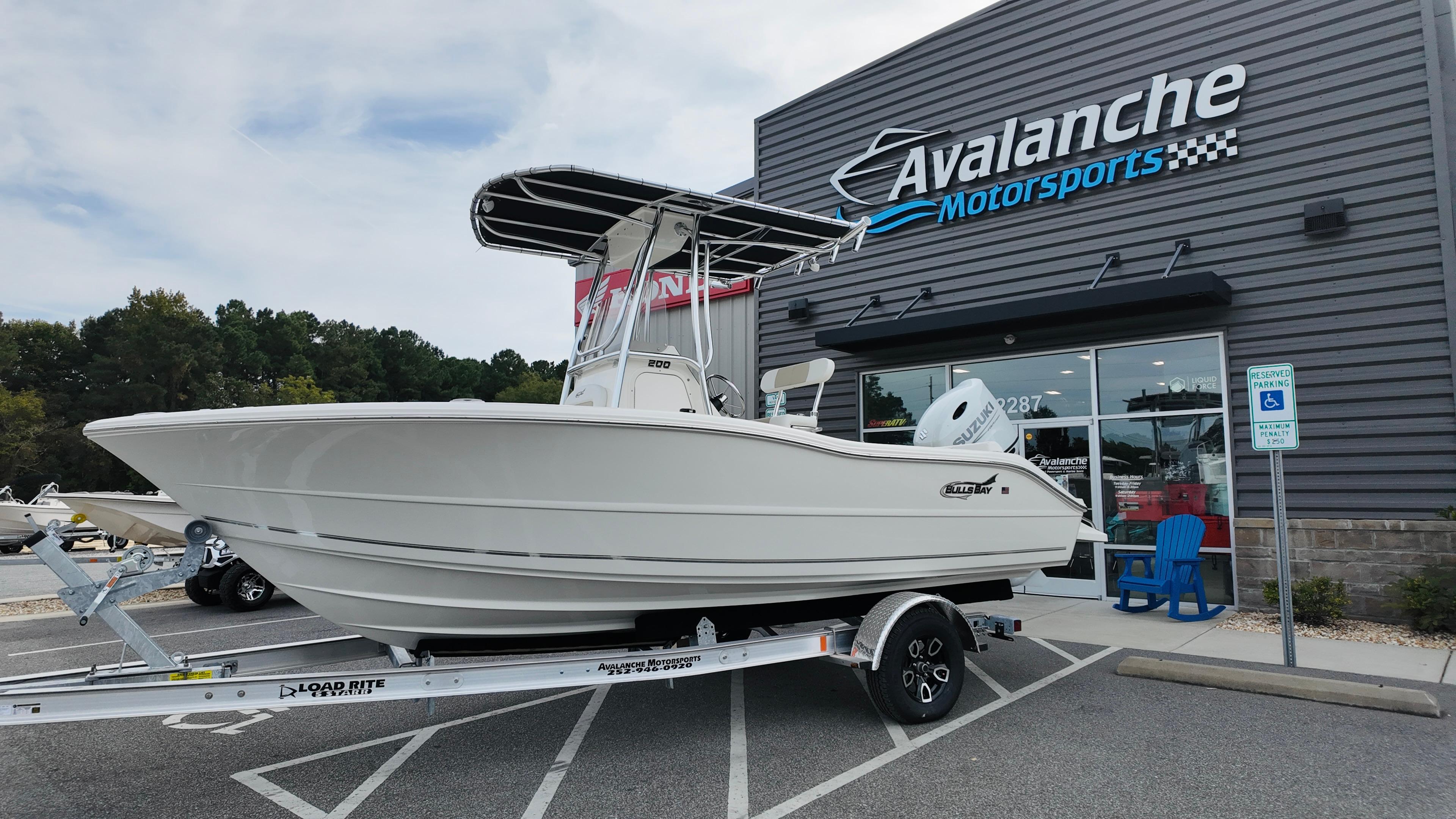 2025 Bulls Bay 200 Center Console