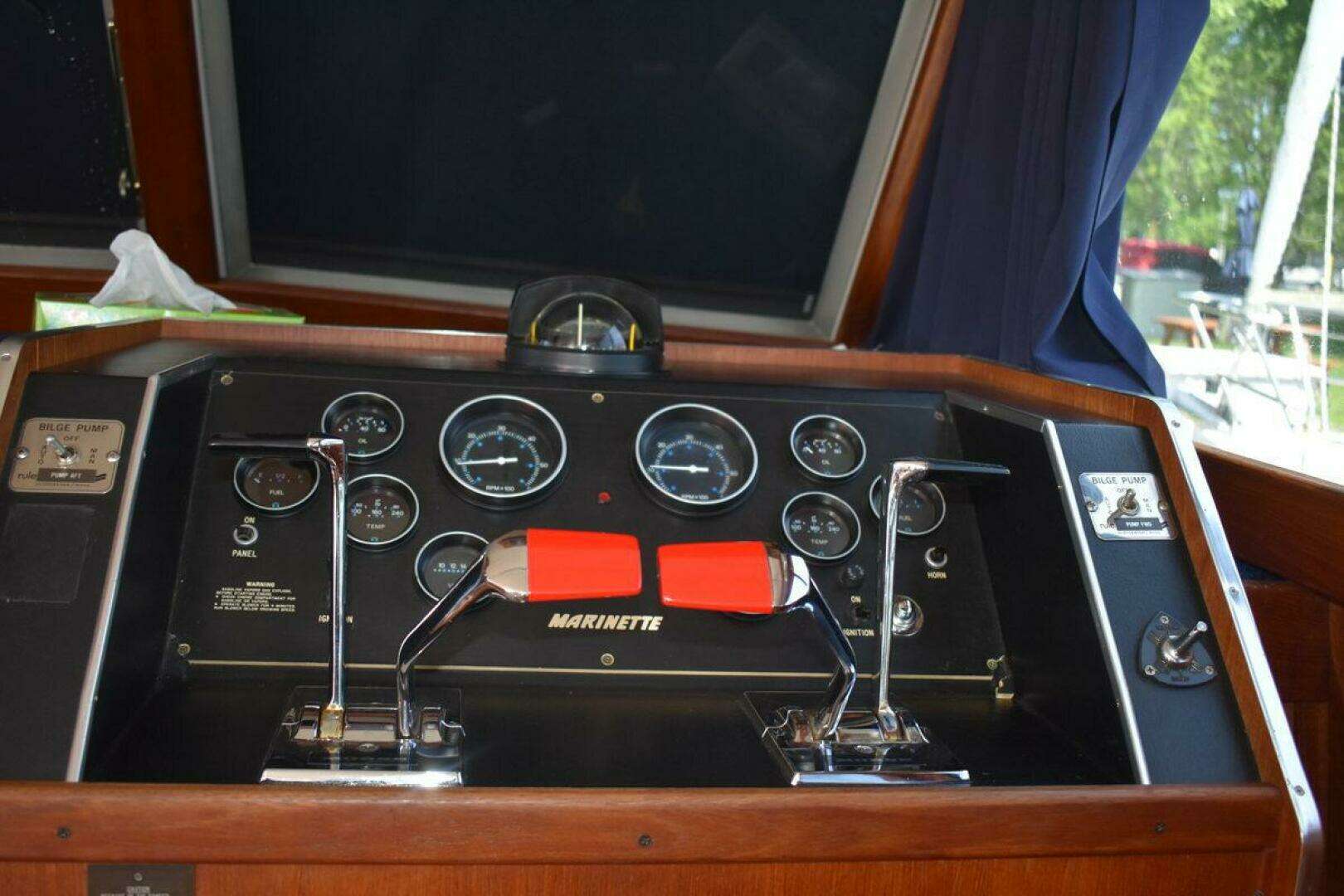 1985 Marinette 39 Double Cabin - Image 37