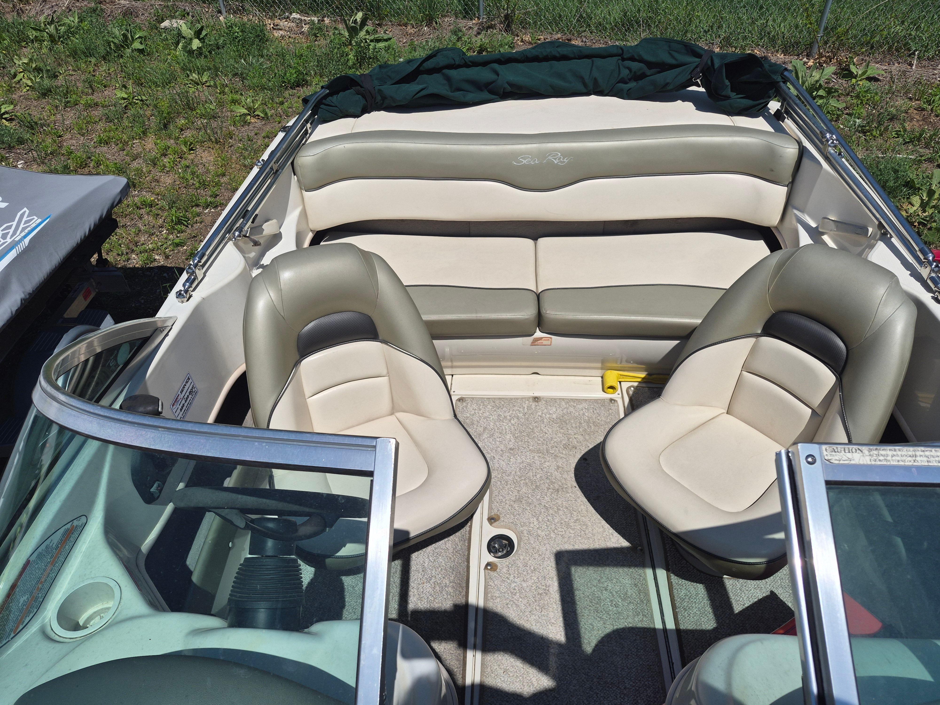 2005 Sea Ray 180 Sport - 11