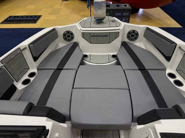 2026 Yamaha Boats 222XE - 16