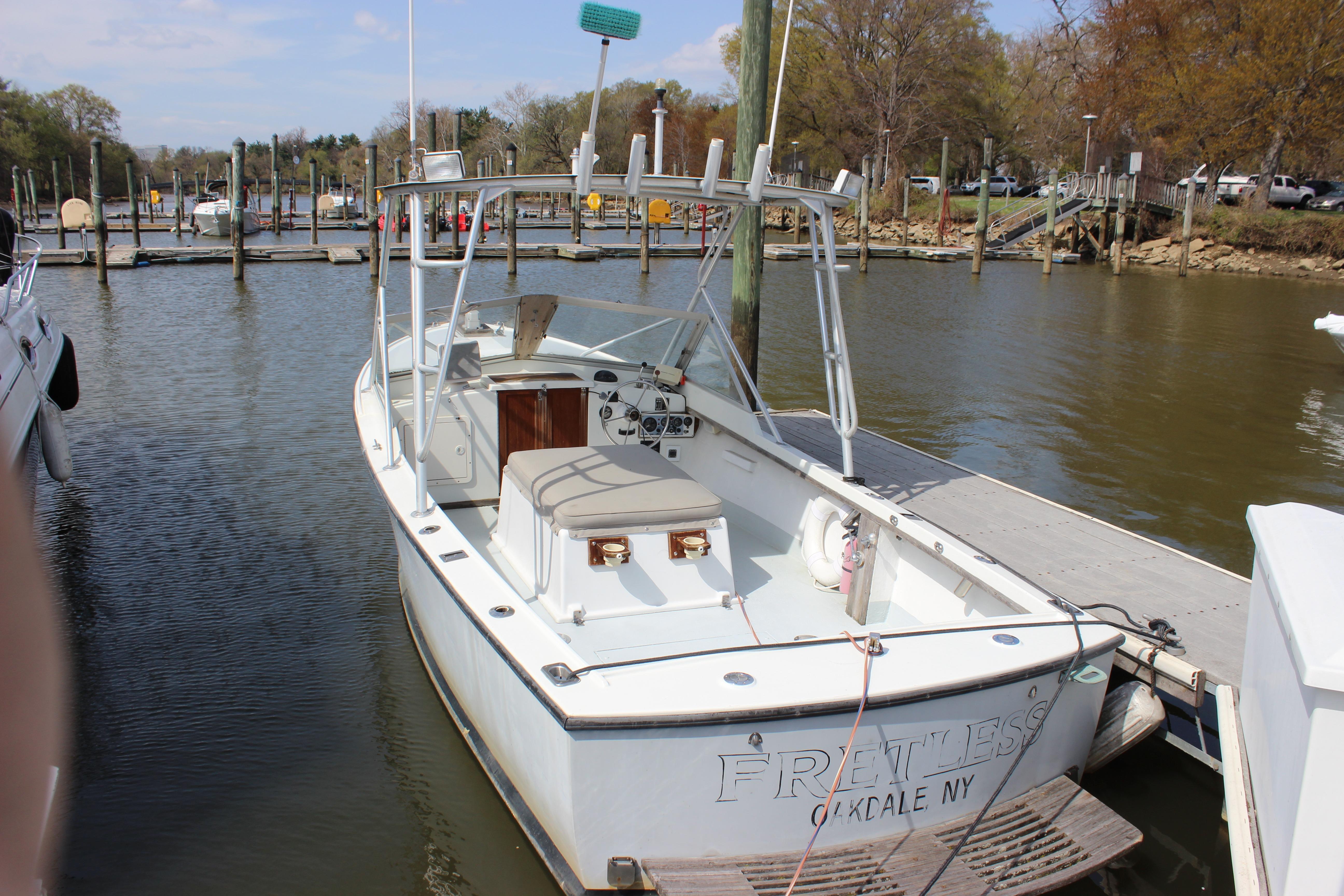 1979 Tripp Angler 22' Flush Deck Cuddy