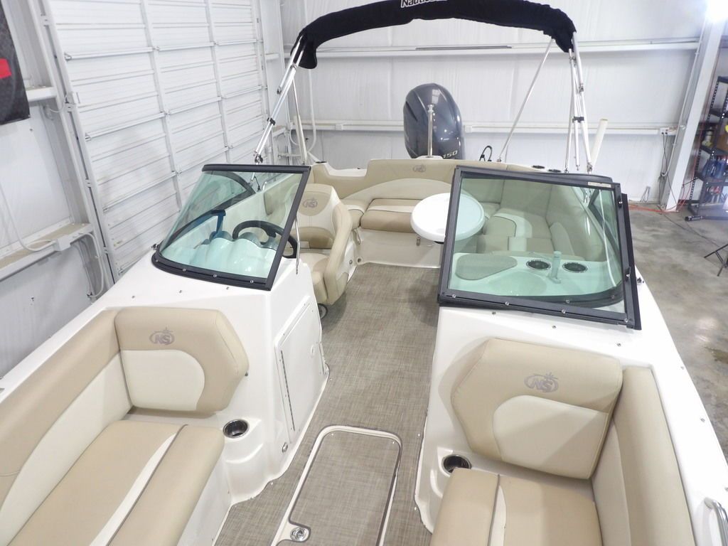 2018 NauticStar 203DC - 18