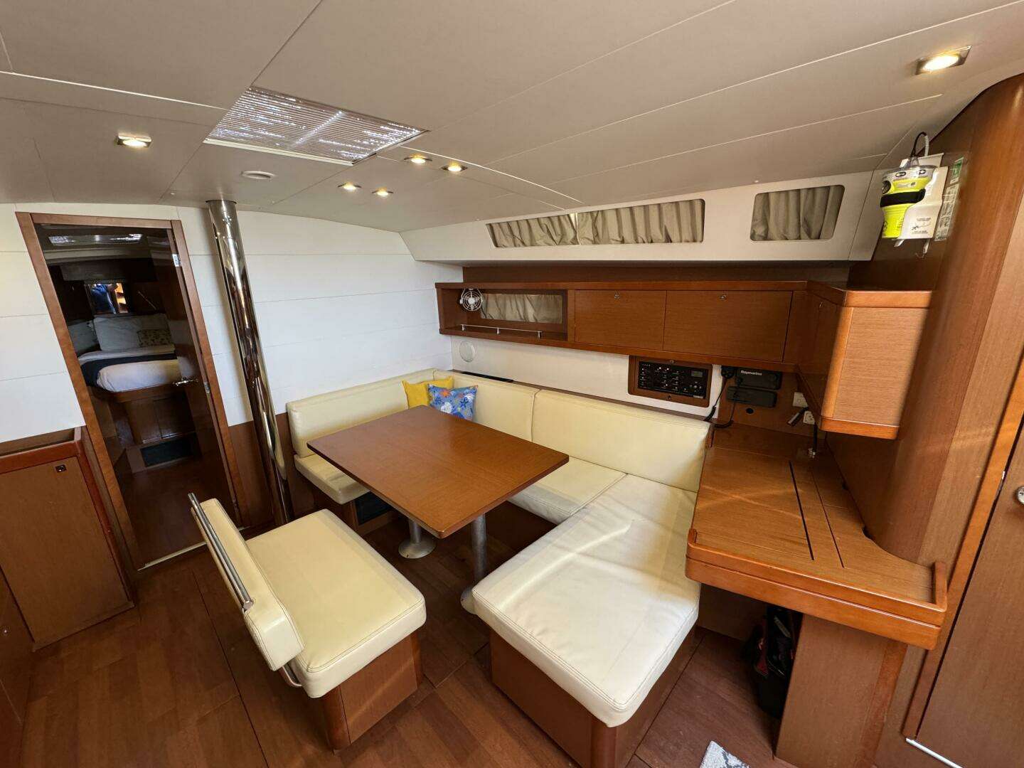 2016 Beneteau Oceanis 45 - Image 25
