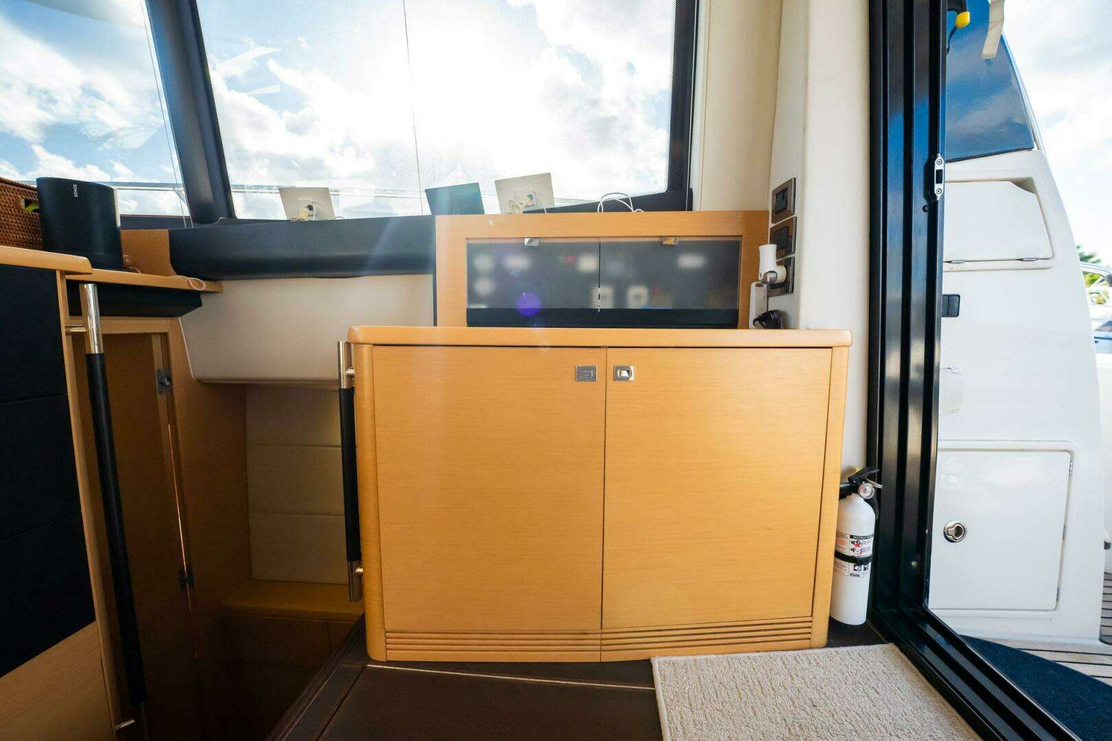 2013 Prestige 500 S - Image 16