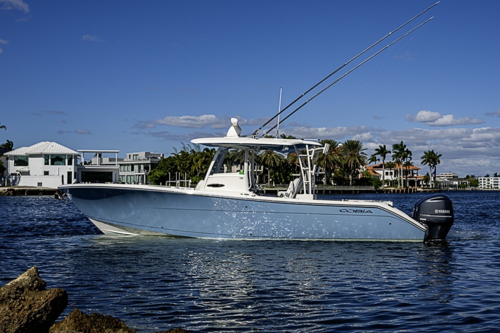 2021 Cobia 320 CC - Image 29