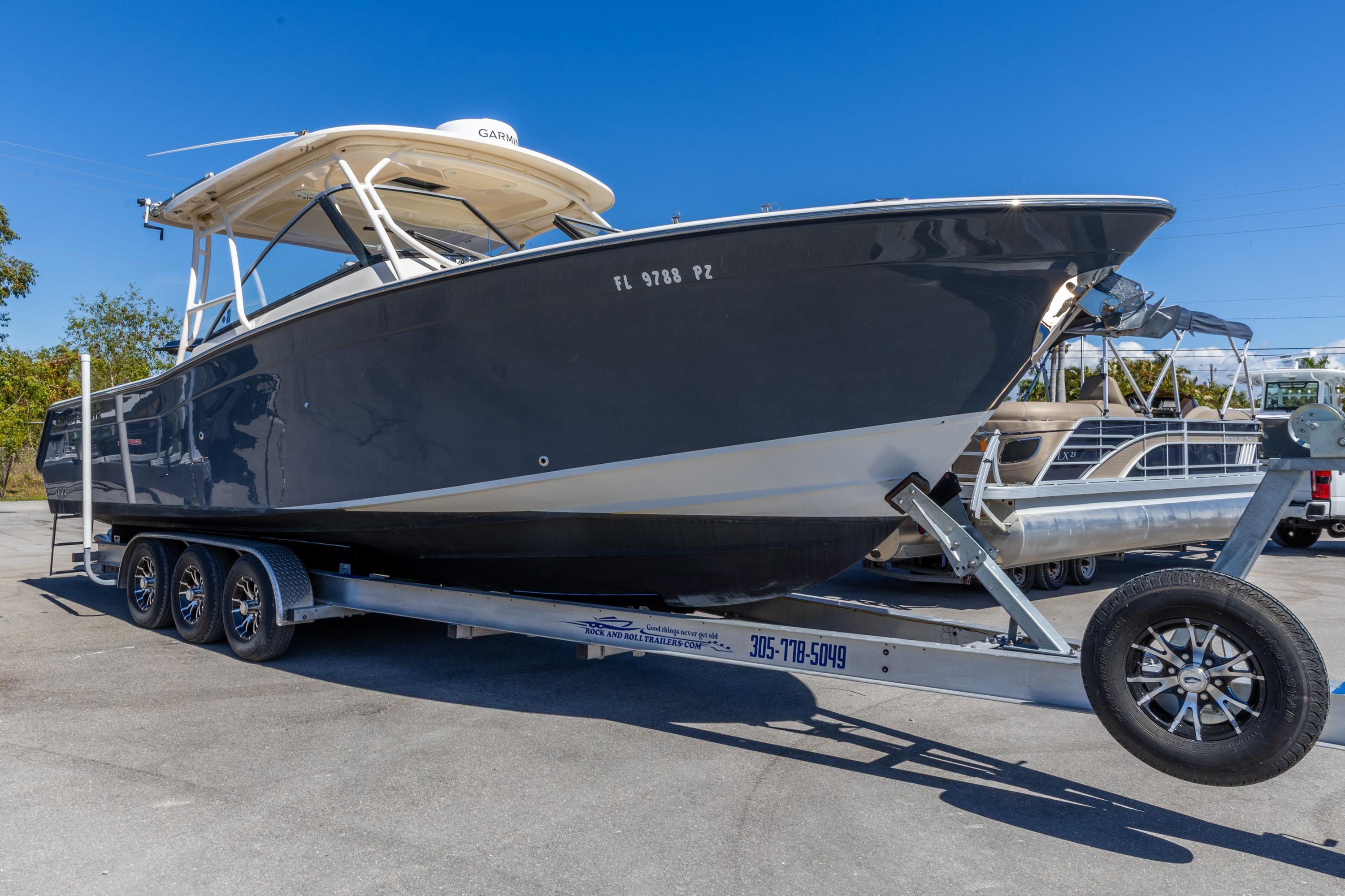 2016 Grady-White Freedom 307
