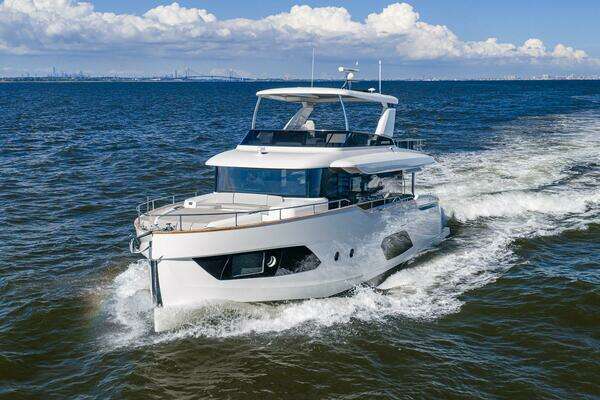 2026 Absolute Navetta 58