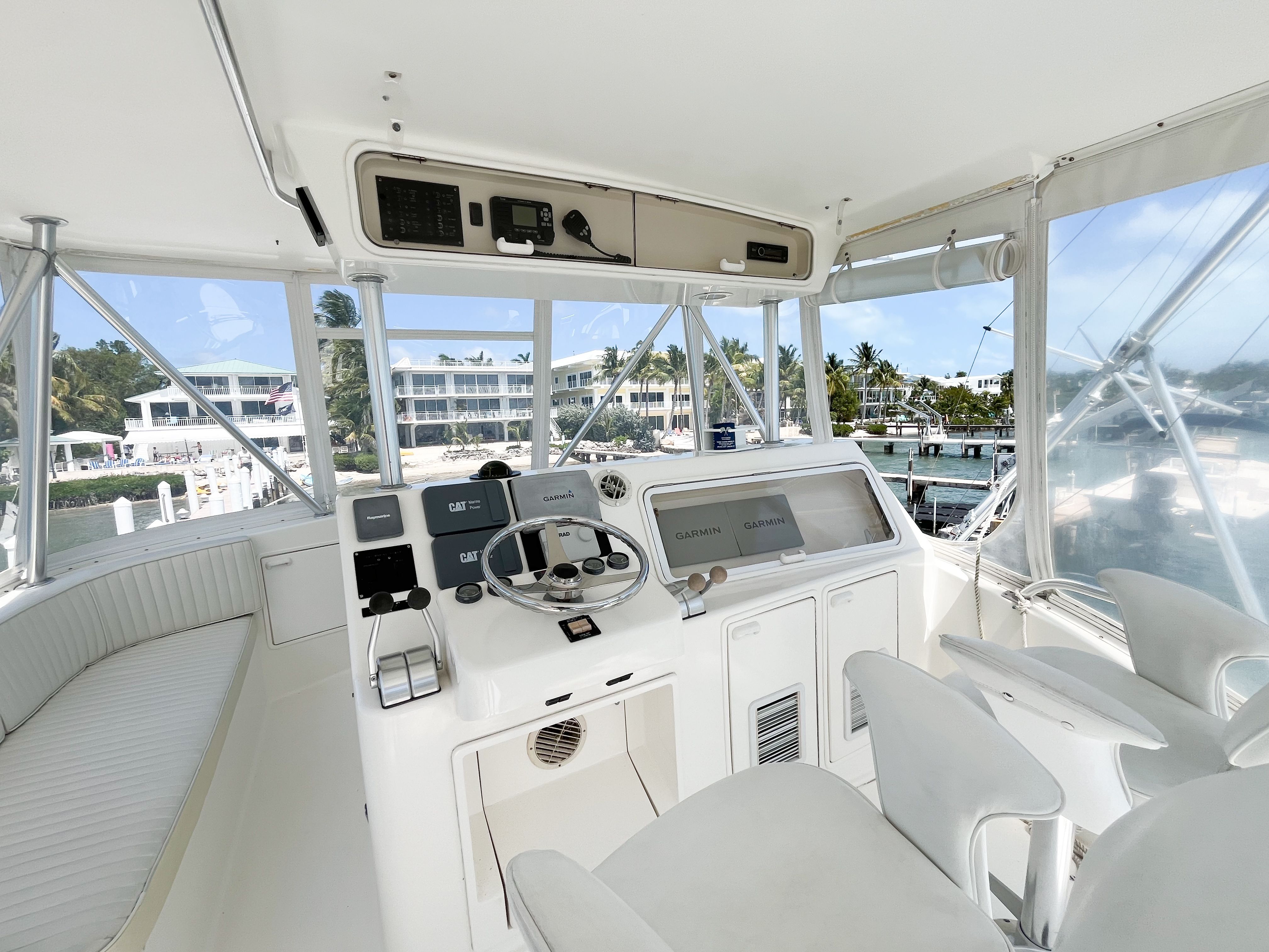 2002 Ocean Yachts 48 Super Sport - 28