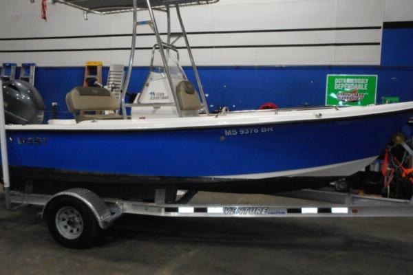2022 Key West 1720 Center Console