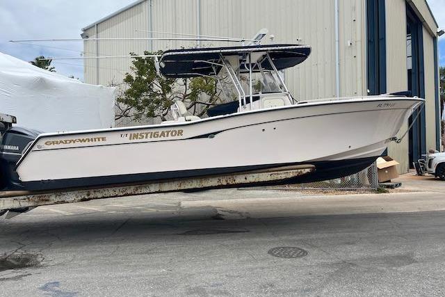2002 Grady-White Bimini 306