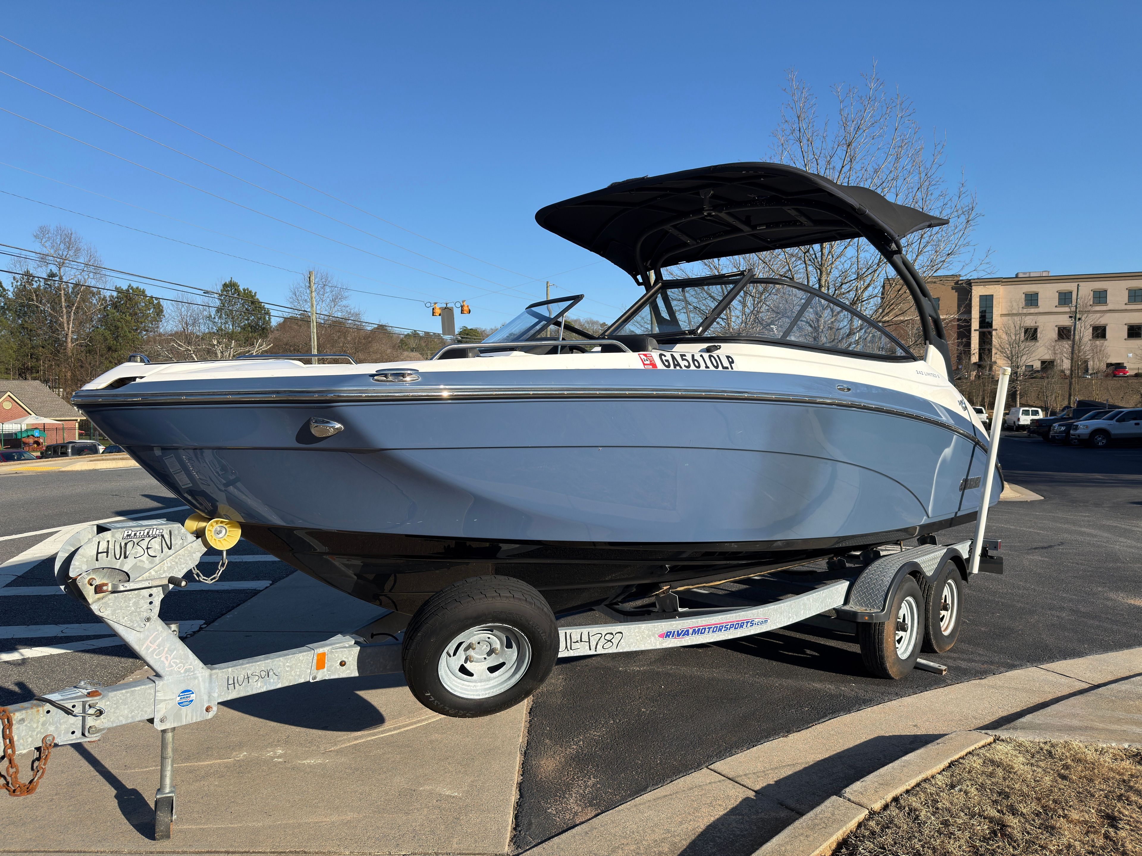 2018 Yamaha Boats 242 Limited