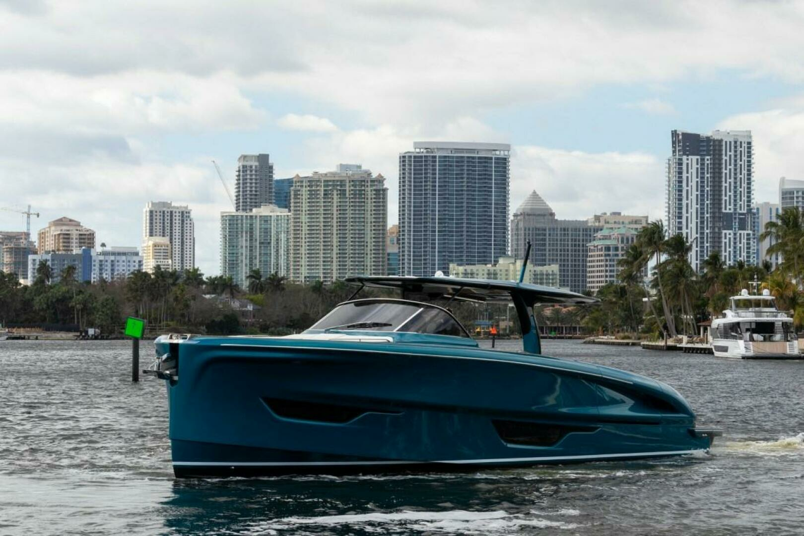2024 Solaris 52 open - Image 10