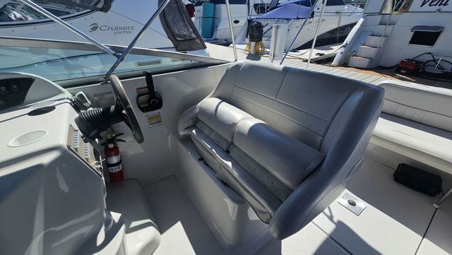 2000 Crownline 242 CR - 13