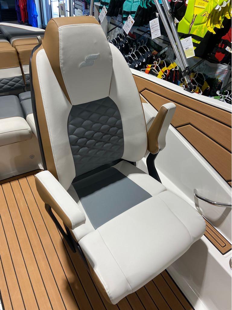 2024 Starcraft SVX 210 - 7