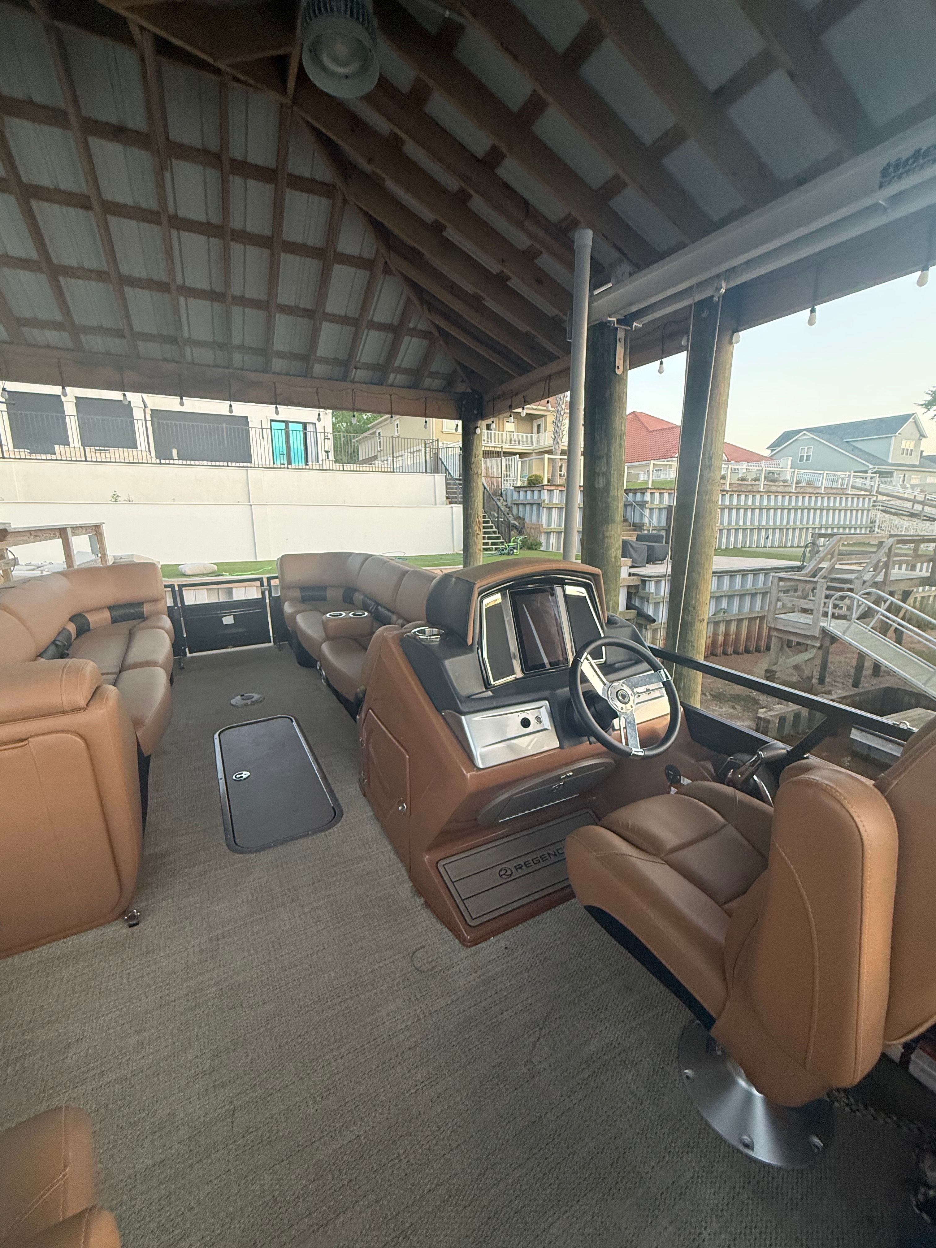2023 Regency R250 L - 11