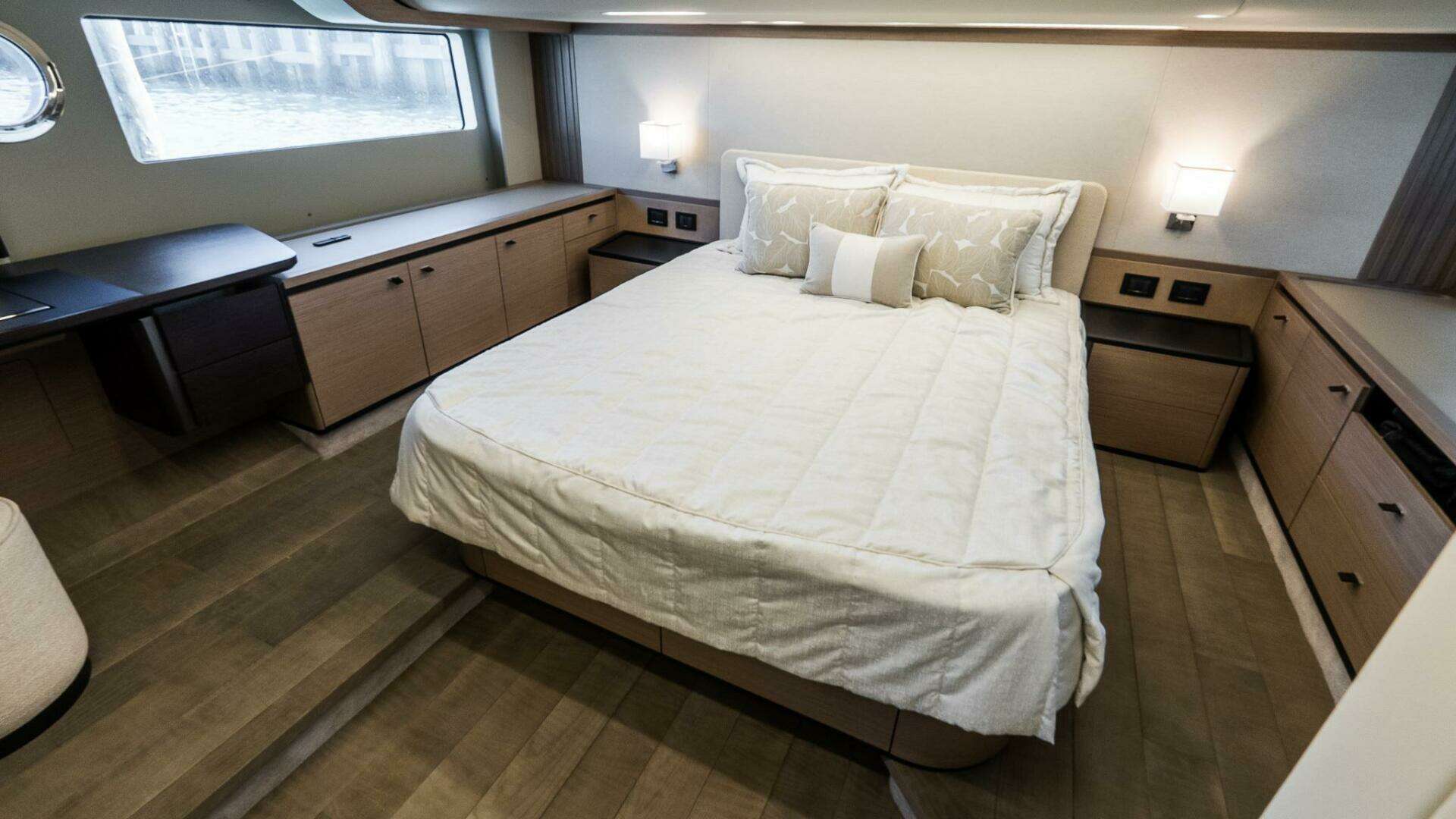 2026 Absolute Navetta 53 - Image 31