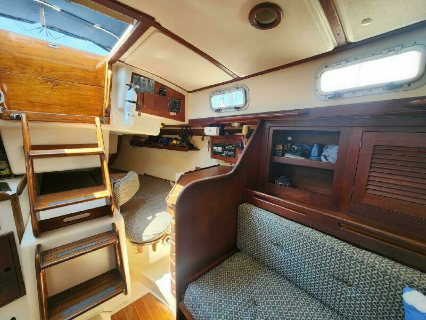 1986 Tartan 34-2 - Image 20