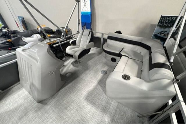 2025 Trifecta SE - 10