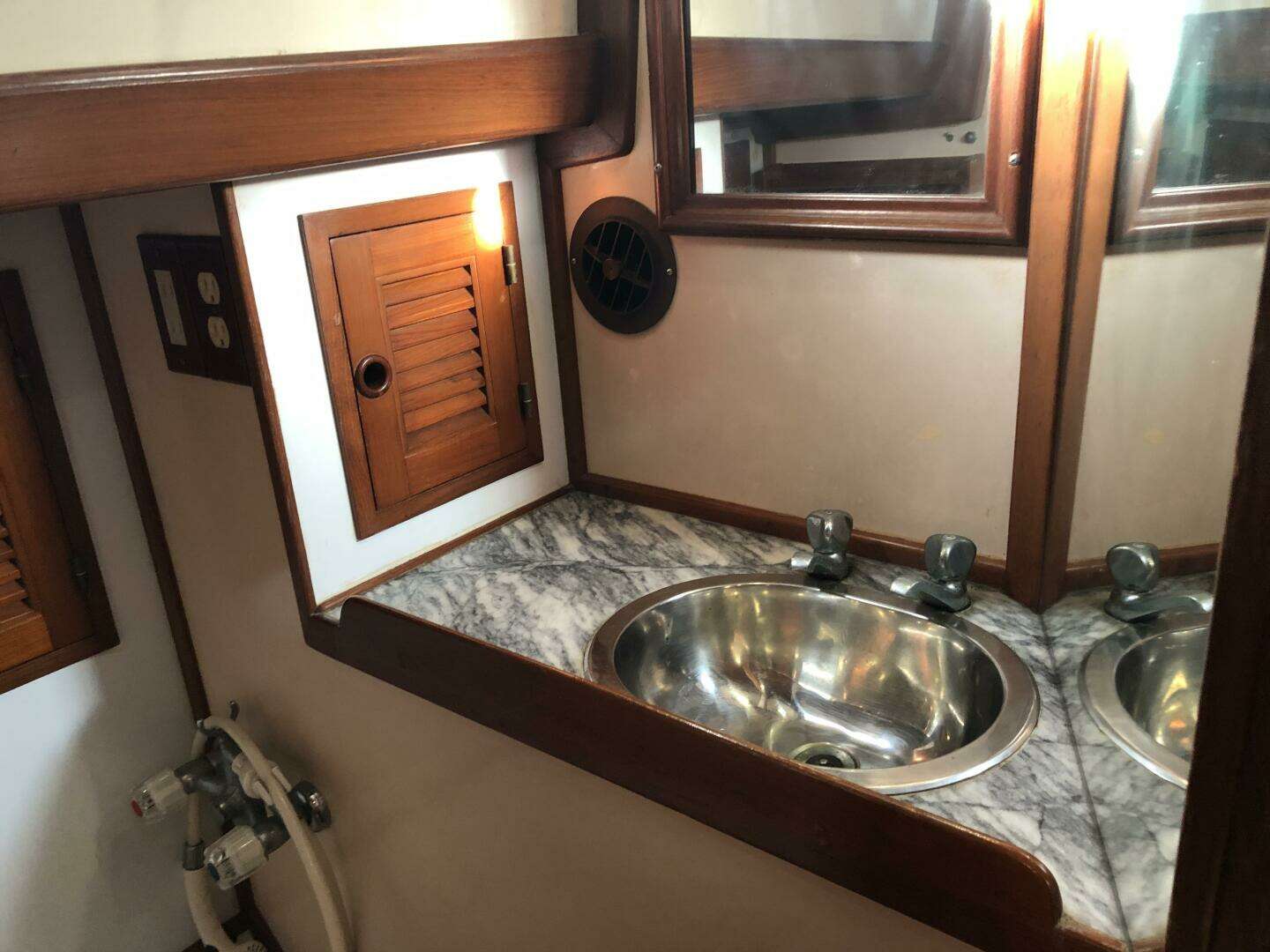 1987 Tayana Mariner 36 - Image 29