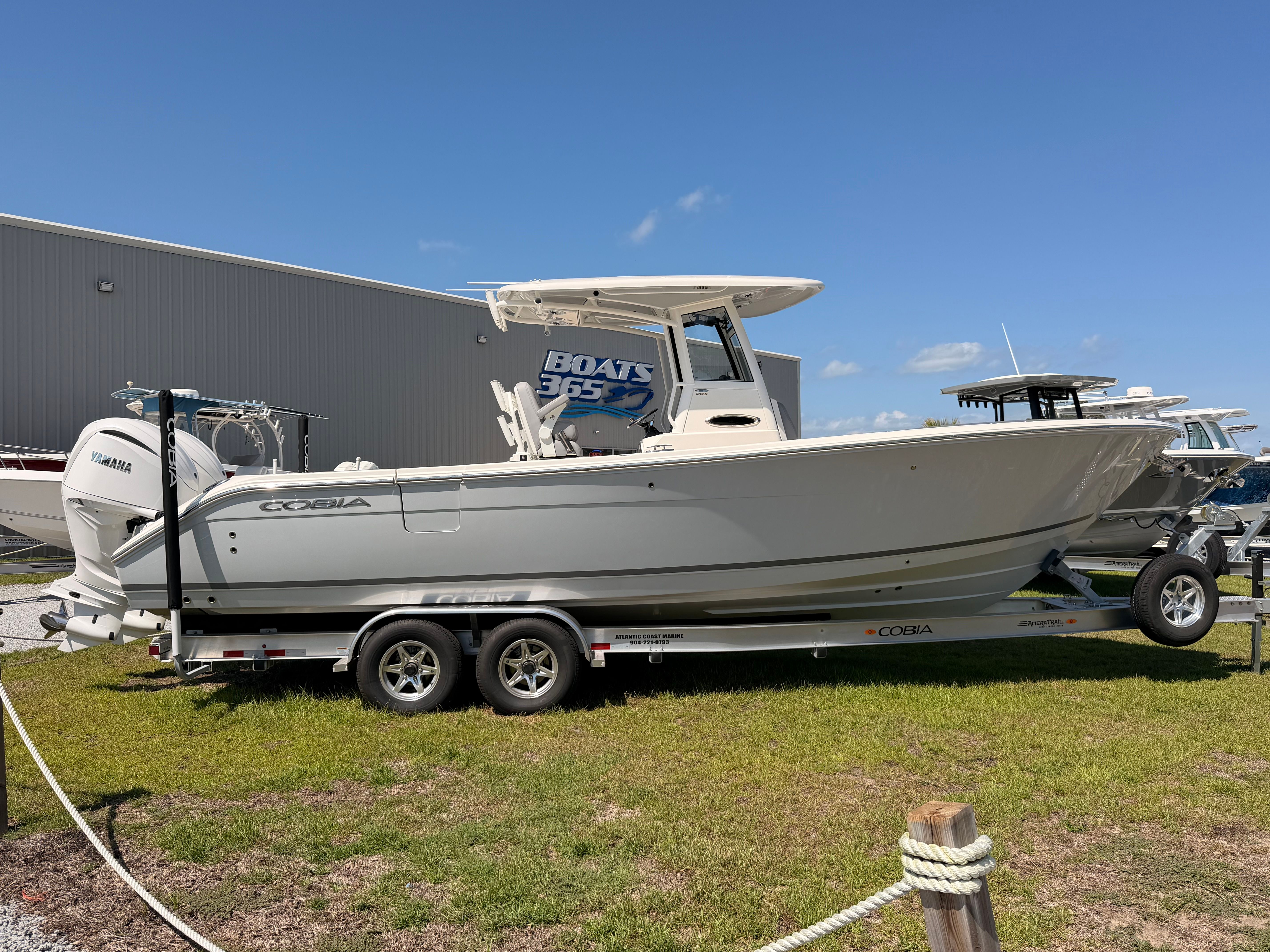 2026 Cobia 285CC