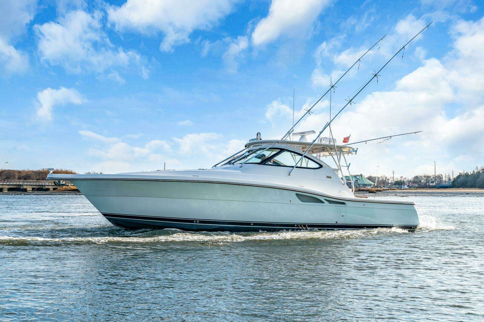 2006 Tiara Yachts 4200 Open - Image 9